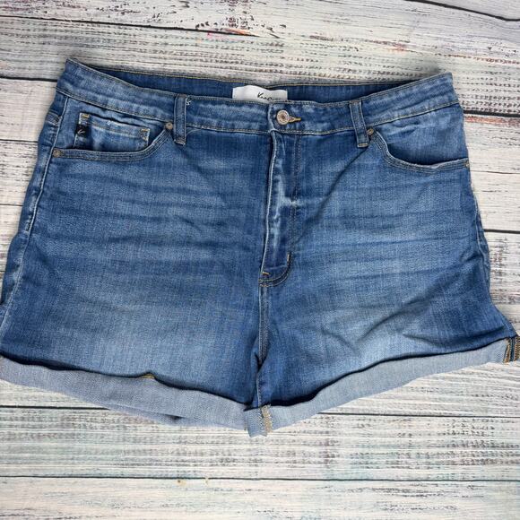 Kancan Gabriella High Rise Shorts 2X - Picture 2 of 4